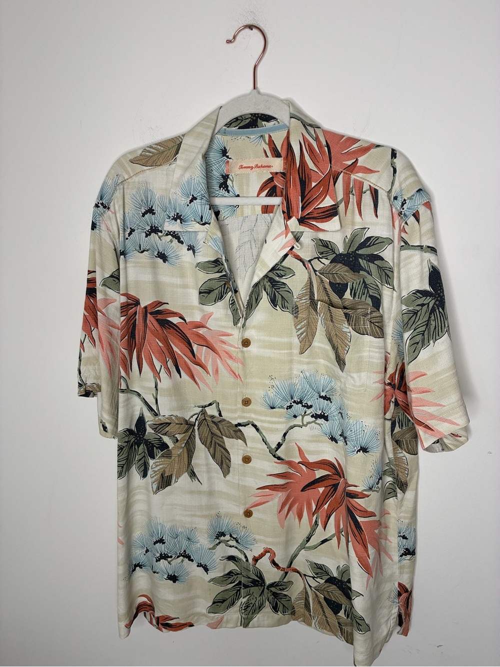 Tommy Bahama Men’s Cream Floral Tropical Camp Shirt with Coral & Blue Accents L